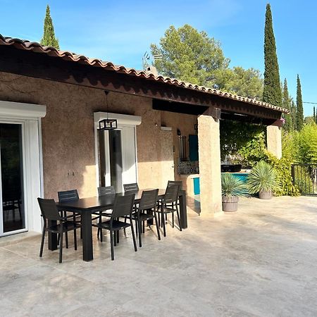 Villa De Charme En Campagne Avec Piscine Privee Et Nature Luxuriante Le Beausset Eksteriør billede